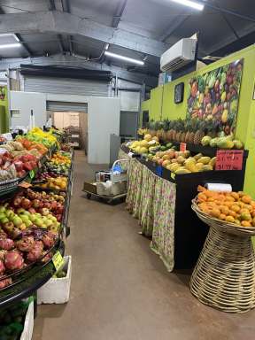 Farm For Sale - QLD - Moresby - 4871 - SUCCESSFUL FRUIT & VEG MARKET WITH HOME ,FREEHOLD PROPERTY BRUCE HIGHWAY FRONTAGE  (Image 2)