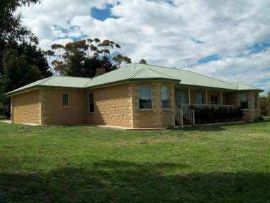 Farm Sold - VIC - Hamilton - 3300 - Acreage on Hamilton's fringe  (Image 2)