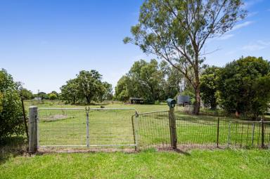 Farm Sold - NSW - Quirindi - 2343 - LARGE BUILDING BLOCK, near centre of Quirindi  (Image 2)