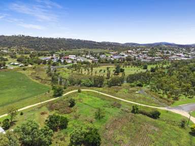 Farm Sold - NSW - Quirindi - 2343 - LARGE BUILDING BLOCK, near centre of Quirindi  (Image 2)