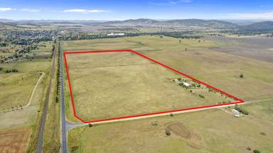 Farm Sold - NSW - Werris Creek - 2341 - Convenience, Space and Easy Living  (Image 2)