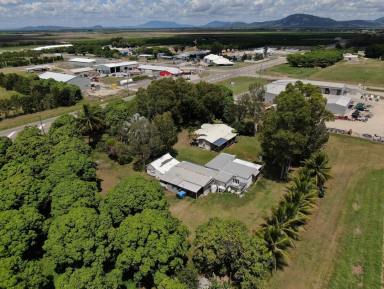 Farm For Sale - QLD - Bowen - 4805 - Best of Both Worlds  (Image 2)