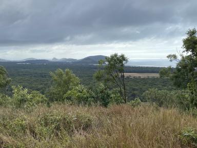 Farm For Sale - QLD - Kinka Beach - 4703 - Are You A Big Thinker? Develop Rural Lifestyle Blocks Overlooking The Ocean and Close to Shops  (Image 2)