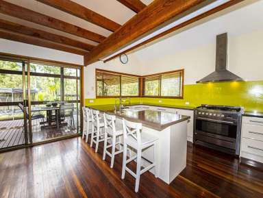 Farm Sold - QLD - Oakhurst - 4650 - All Round Stunner  (Image 2)