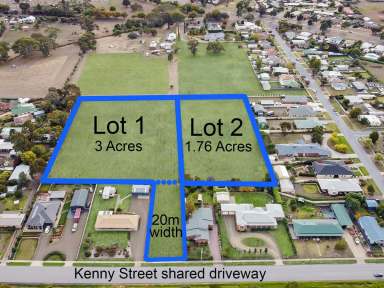 Farm Sold - VIC - Hamilton - 3300 - Sensational Building Block with Subdvision Potential  (Image 2)