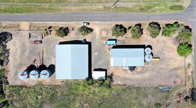 Farm Sold - NSW - Quirindi - 2343 - LARGE 5,520sq,m BLOCK WITH STORAGE SHEDS  (Image 2)