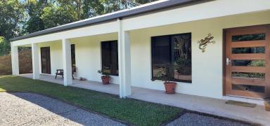 Farm Sold - QLD - Ellerbeck - 4816 - Dream 4b/r home in the tropics - designed and built with a sea change lifestyle in mind!  (Image 2)