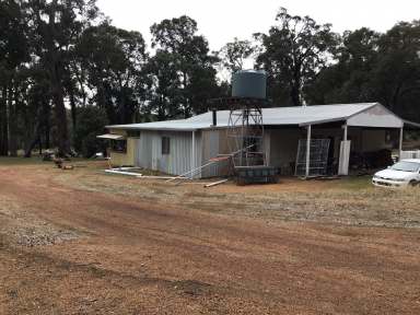 Farm For Sale - WA - McAlinden - 6225 - 100 Hectares of Peace and Quiet!  (Image 2)