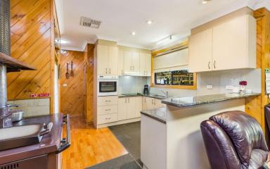Farm Sold - VIC - Longlea - 3551 - SPACIOUS & SUSTAINABLE COUNTRY LIVING  (Image 2)