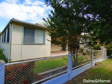 Farm Sold - NSW - Grenfell - 2810 - FAMILY HOME WITH HEAPS OF SPACE!  (Image 2)