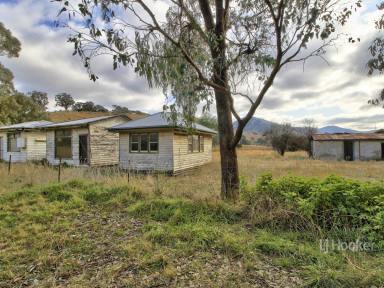 Farm Sold - VIC - Swifts Creek - 3896 - COUNTRY RETREAT ON 5 ACRES  (Image 2)