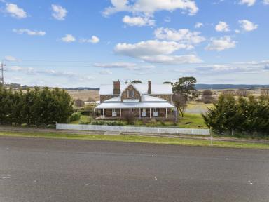 Farm Sold - NSW - Goulburn - 2580 - " Kingsdale "  (Image 2)