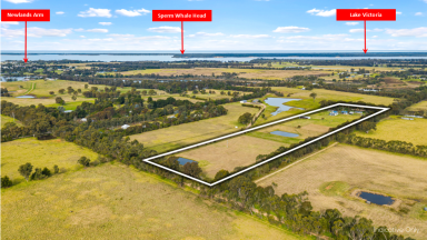 Farm Sold - VIC - Eagle Point - 3878 - 'BETH – EL'  THE BEST OF TOWN AND COUNTRY.  (Image 2)