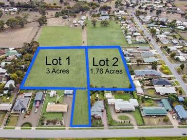 Farm Sold - VIC - Hamilton - 3300 - Sensational Building Block with Subdvision Potential  (Image 2)