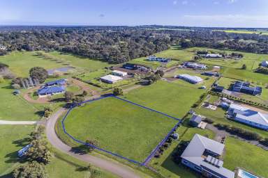 Farm Sold - VIC - Hamilton - 3300 - Lifestyle Oasis on Massive – Dream Premium Block  (Image 2)