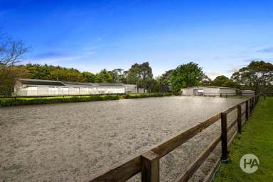 Farm Sold - VIC - Somerville - 3912 - 'PEPPERCORN FARM'  (Image 2)