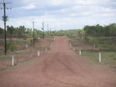 Farm Sold - NT - Eva Valley - 0822 - Fully Fenced 20 Acres  (Image 2)