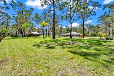 Farm Sold - NSW - Glen Oak - 2320 - Space, Privacy & Convenience  (Image 2)