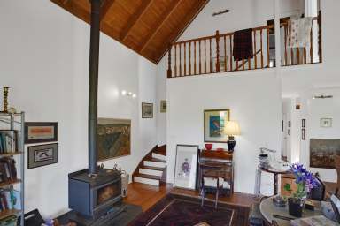 Farm Sold - NSW - Cowra - 2794 - CHARMING COUNTRY HOME ON 5 ACRES!  (Image 2)