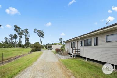 Farm Sold - QLD - Yengarie - 4650 - ACREAGE IN YENGARIE  (Image 2)