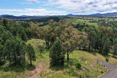 Farm For Sale - NSW - Quirindi - 2343 - QUIET LOCATION, PICTUREQUES VIEWS & 3.1 ACRES  (Image 2)