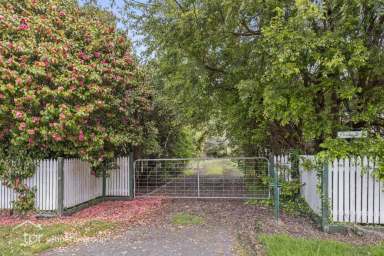 Farm Sold - TAS - Huonville - 7109 - "Sheidon House" Circa 1936  (Image 2)