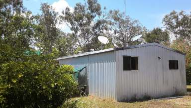 Farm Sold - QLD - Millstream - 4888 - It is a Shome, on 4 acres.  (Image 2)