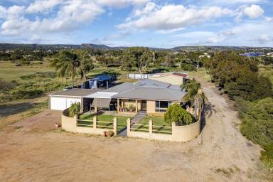 Farm Sold - WA - Waggrakine - 6530 - A home and 4.33 hectares for only $550,000!  (Image 2)