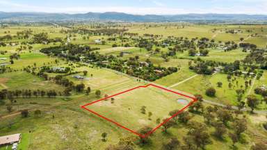 Farm Sold - NSW - Tamworth - 2340 - Perfect Country Escape  (Image 2)