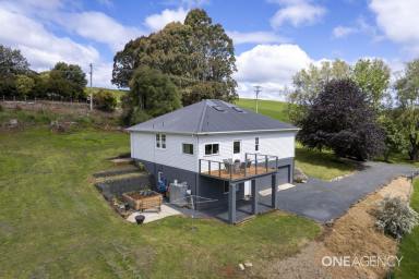 Farm For Sale - TAS - West Pine - 7316 - Perfectly Positioned On Just Over 2 Acres Of Beautiful Land  (Image 2)
