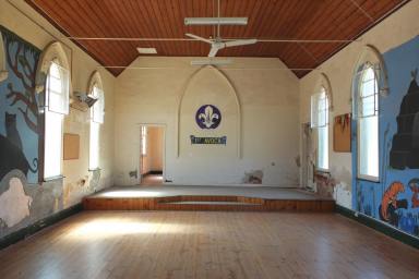 Farm Sold - VIC - Avoca - 3467 - FORMER CHURCH WITH HALL:  3382m2 (approx) INTERNAL PHOTOS  (Image 2)
