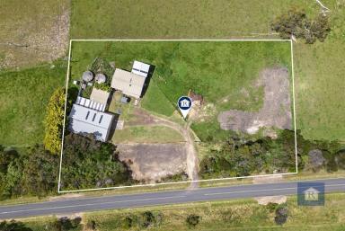 Farm For Sale - Vic - Princetown - 3269 - Home with a view…  (Image 2)