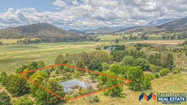 Farm Sold - VIC - Myrtleford - 3737 - Renovators Rare Find in prestige Area  (Image 2)