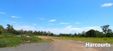 Farm For Sale - QLD - Apple Tree Creek - 4660 - ACREAGE RIGHT ON THE BRUCE HIGHWAY  (Image 2)