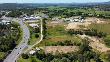 Farm For Sale - QLD - Monkland - 4570 - LARGE COMMERCIAL PROPERTY  (Image 2)