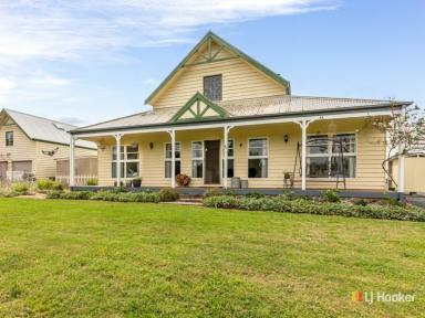 Farm Sold - NSW - Candelo - 2550 - COUNTRY COTTAGE IN A RURAL SETTING  (Image 2)