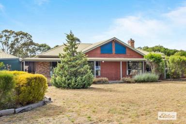 Farm Sold - VIC - Stawell - 3380 - Enjoy The Space  (Image 2)
