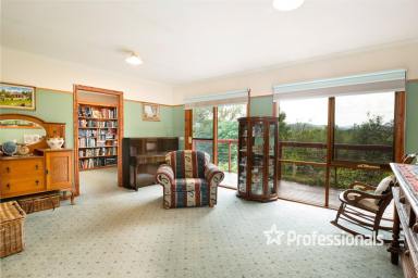 Farm Sold - VIC - Launching Place - 3139 - FABULOUS FAMILY HOME ON 3 ACRES APPROX.  (Image 2)