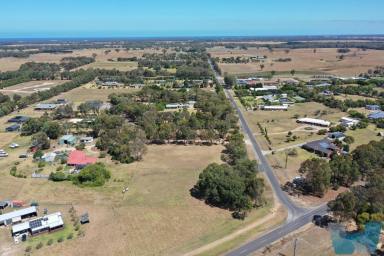 Farm Sold - VIC - Eagle Point - 3878 - 1 Acre Building Block in Eagle Point  (Image 2)