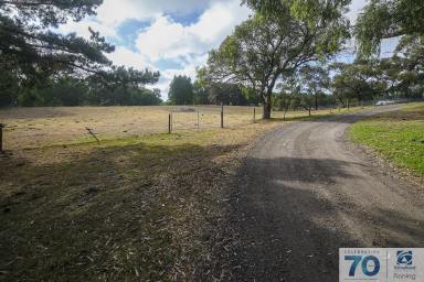 Farm Sold - VIC - Cranbourne South - 3977 - 5 ACRE LIFESTYLE PROPERTY WITH ENDLESS OPPORTUNITIES…  (Image 2)