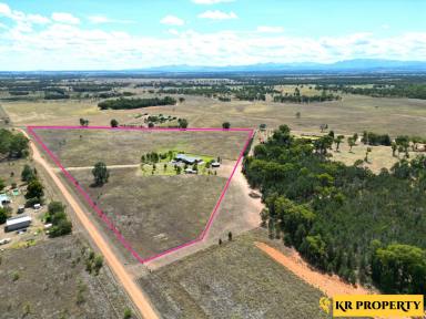 Farm Sold - NSW - Narrabri - 2390 - IMMACULATE HOME WITH COMMANDING VIEWS ON ACREAGE  (Image 2)