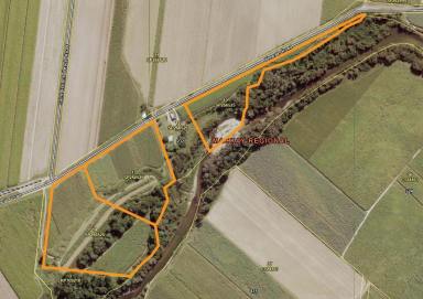 Farm For Sale - QLD - St Helens Beach - 4798 - FRONTAGE TO ST HELENS CREEK  (Image 2)