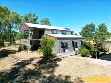 Farm Sold - NSW - Narrabri - 2390 - EVERYTHING YOU WANT, JUST 9 MINUTES OUT OF TOWN!  (Image 2)