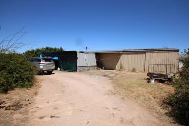Farm For Sale - VIC - Rochester - 3561 - 5 ACRES WITH BUILDING PERMIT  (Image 2)