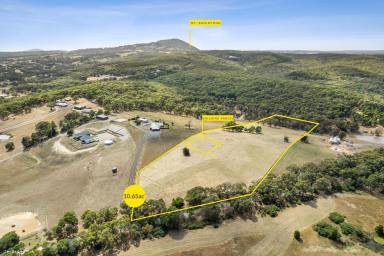 Farm For Sale - VIC - Durham Lead - 3352 - Ultimate Lifestyle Opportunity with Current Planning Permit & 360 Degree Views  (Image 2)