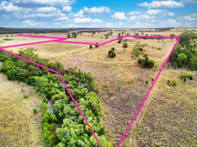 Farm Sold - NSW - Narrabri - 2390 - PRIVATE BLOCK WITH VALLEY AND MOUNTAIN VIEWS!!  (Image 2)