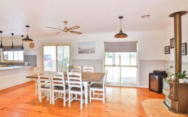 Farm Sold - VIC - Red Cliffs - 3496 - LIVE THE LOVABLE LIFESTYLE  (Image 2)