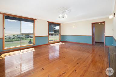 Farm Sold - VIC - Cardigan - 3352 - Rare Acreage Property On Ballarat's Doorstep  (Image 2)
