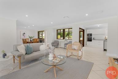 Farm For Sale - NSW - Branxton - 2335 - SOPHISTICATED FAMILY HOME  (Image 2)