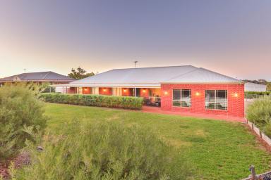 Farm Sold - VIC - Merbein - 3505 - A Sophisticated Sanctuary  (Image 2)